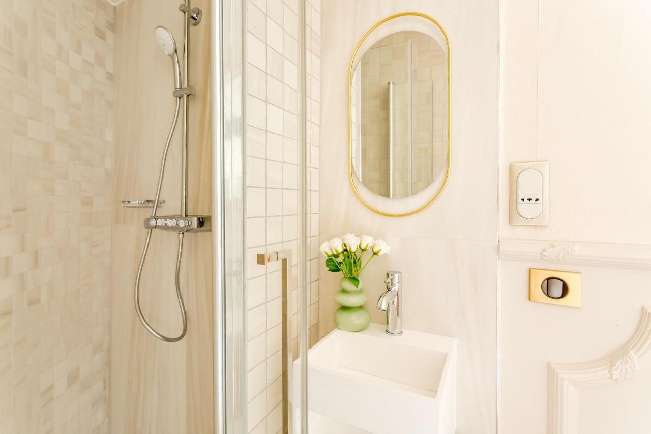 Merveil - Luxury Suite - Louvre - Therese Paris Exterior foto