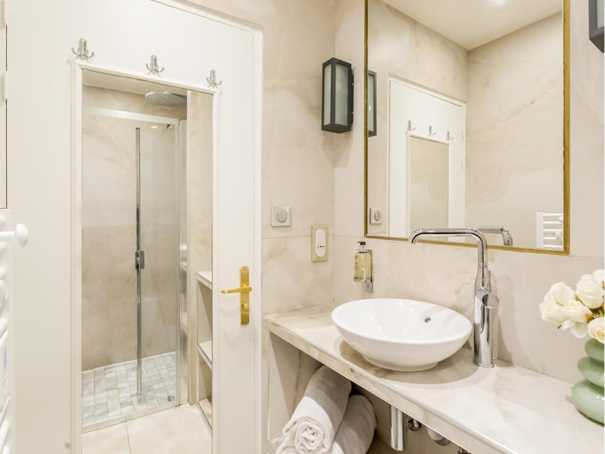 Merveil - Luxury Suite - Louvre - Therese Paris Exterior foto