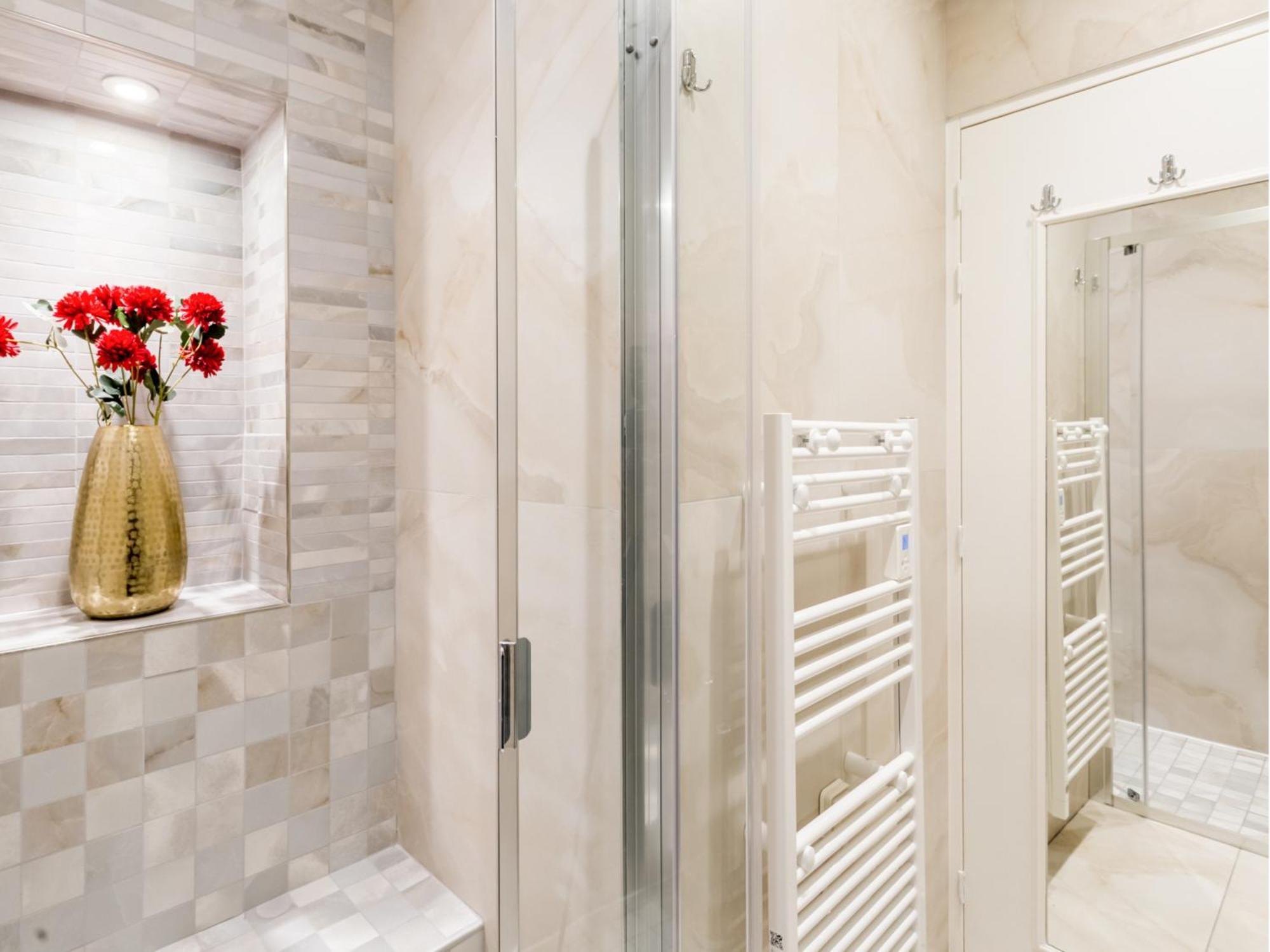 Merveil - Luxury Suite - Louvre - Therese Paris Exterior foto